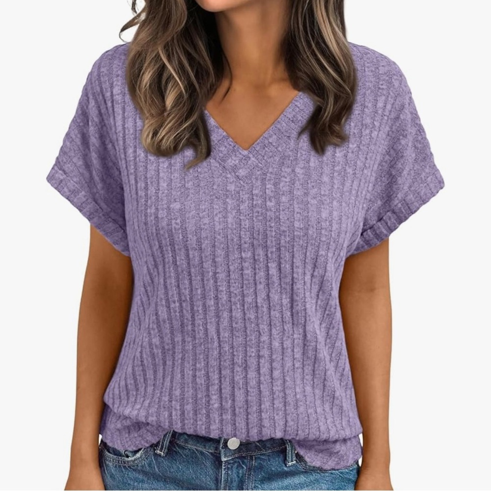 Purple V-Neck Ribbed Knit Top
